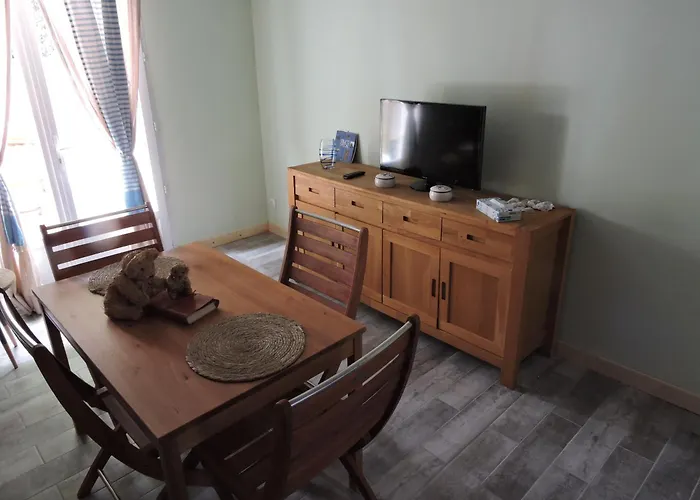 La Bouee, Entre Manche Et Seine * Saint-Nicolas-de-la-Grave